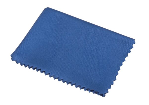 Activejet AOC-500 Ściereczka czyszcząca z mikrofibry 15x18cm, doskonała do czyszczenia laptopów, monitorów, klawiatur, obudów komputerowych, drukarek, kopiarek, skanerów, telefonów, maszyn do pisania